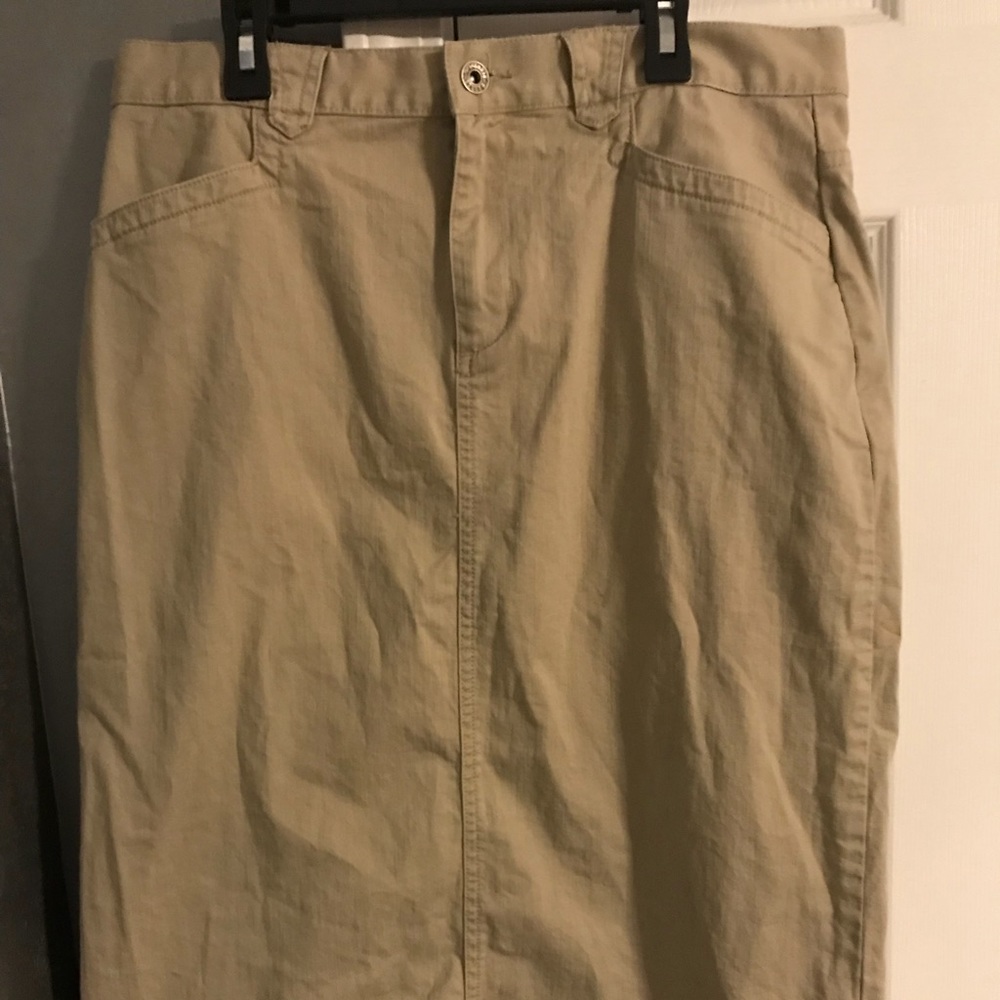 Khaki skirt